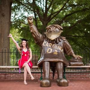 Meet your Posher, Alexis